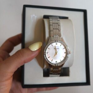 Women's Crystal Stainless Steel Bracelet Watch 32mm.
